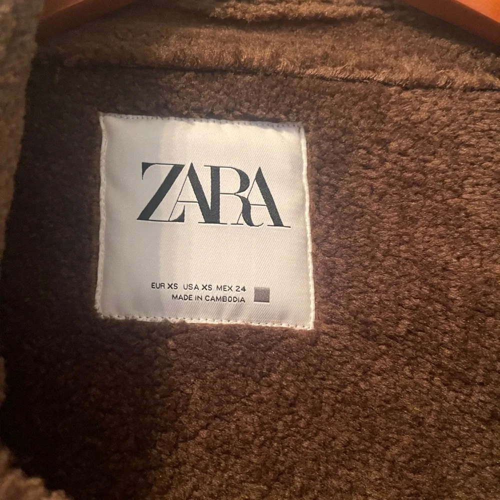 Zara Women's Cropped Aviator Jacket - Picture 2 of 5